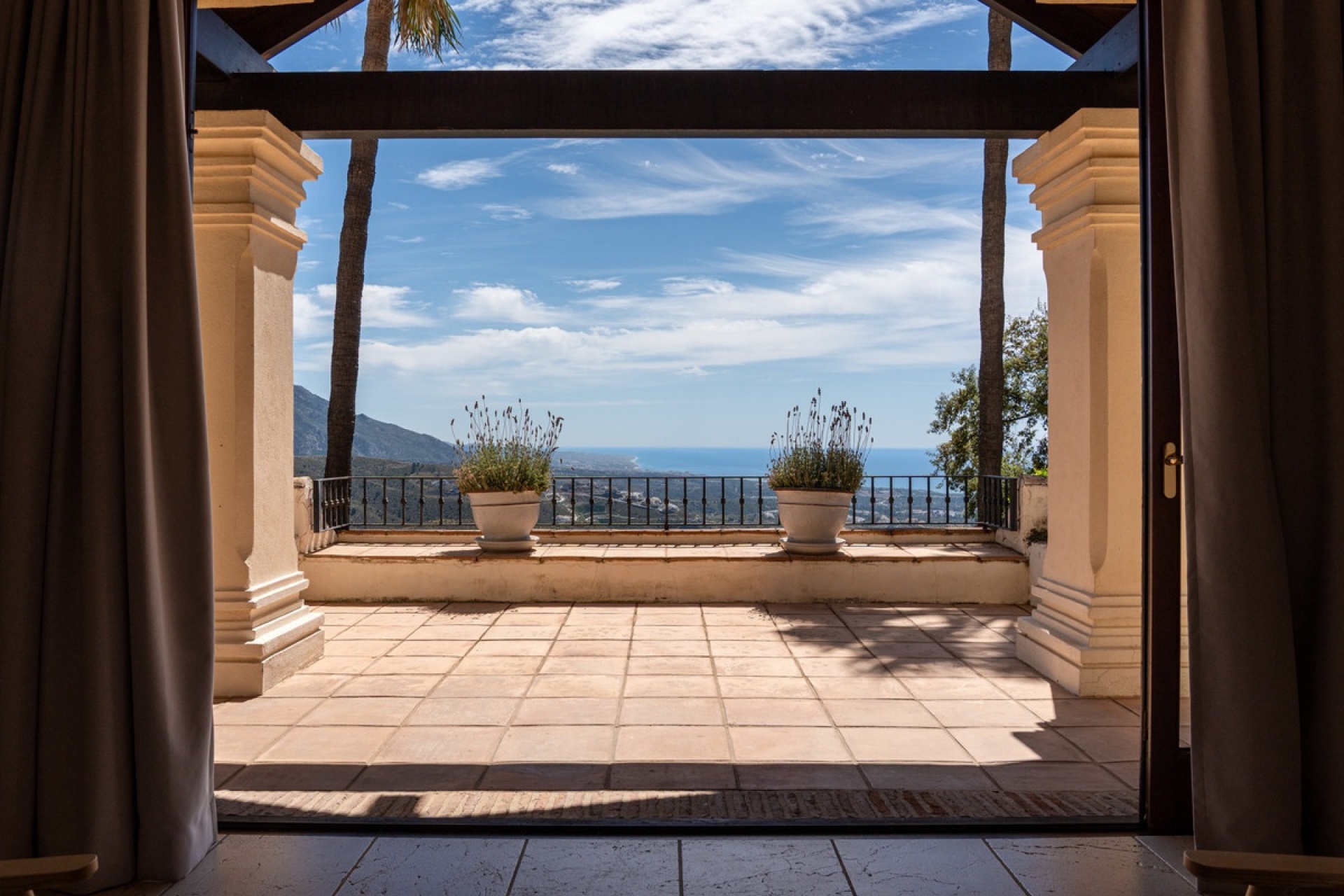 Resale - Villa - Benahavís - La Zagaleta