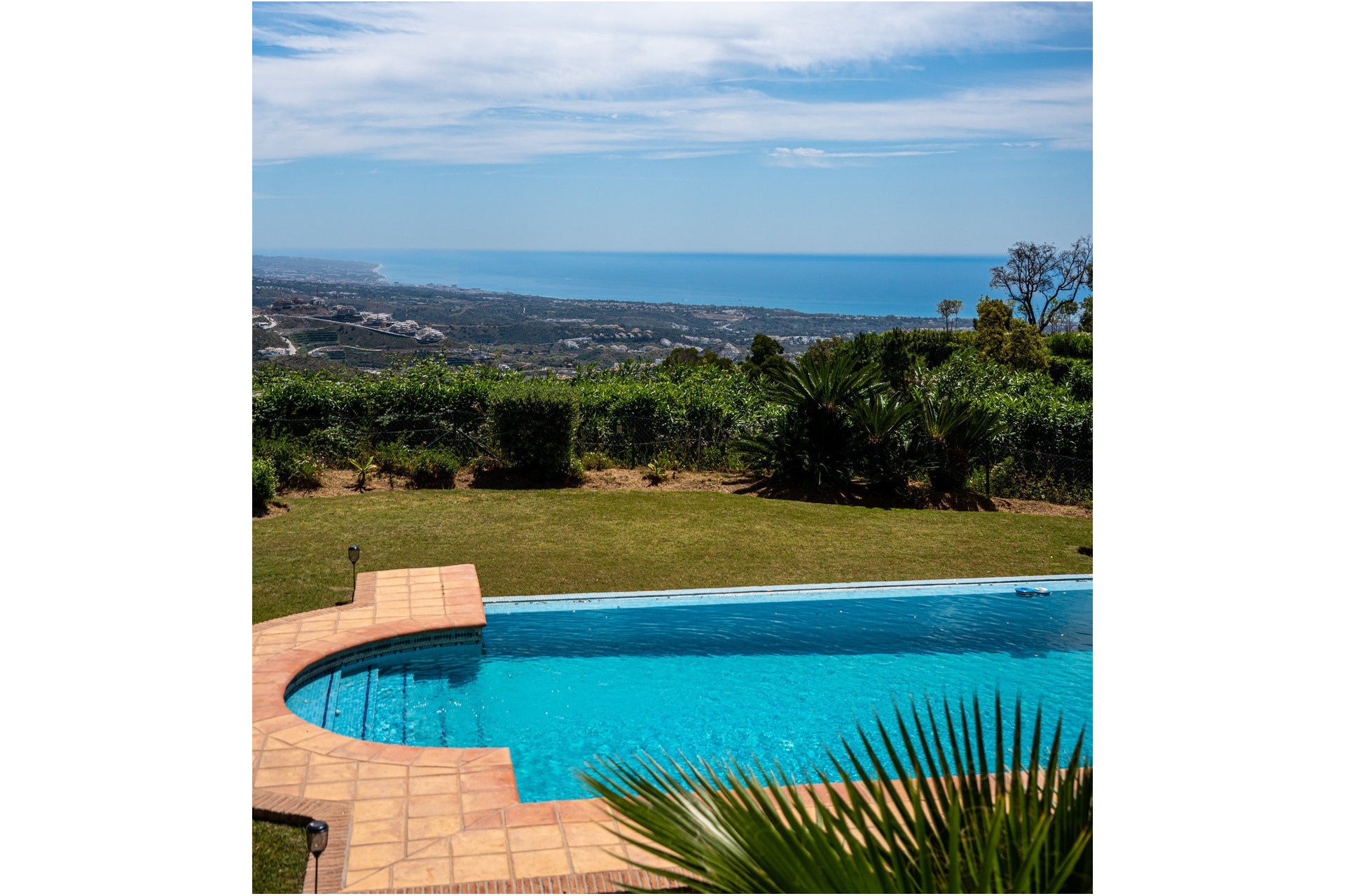 Resale - Villa - Benahavís - La Zagaleta