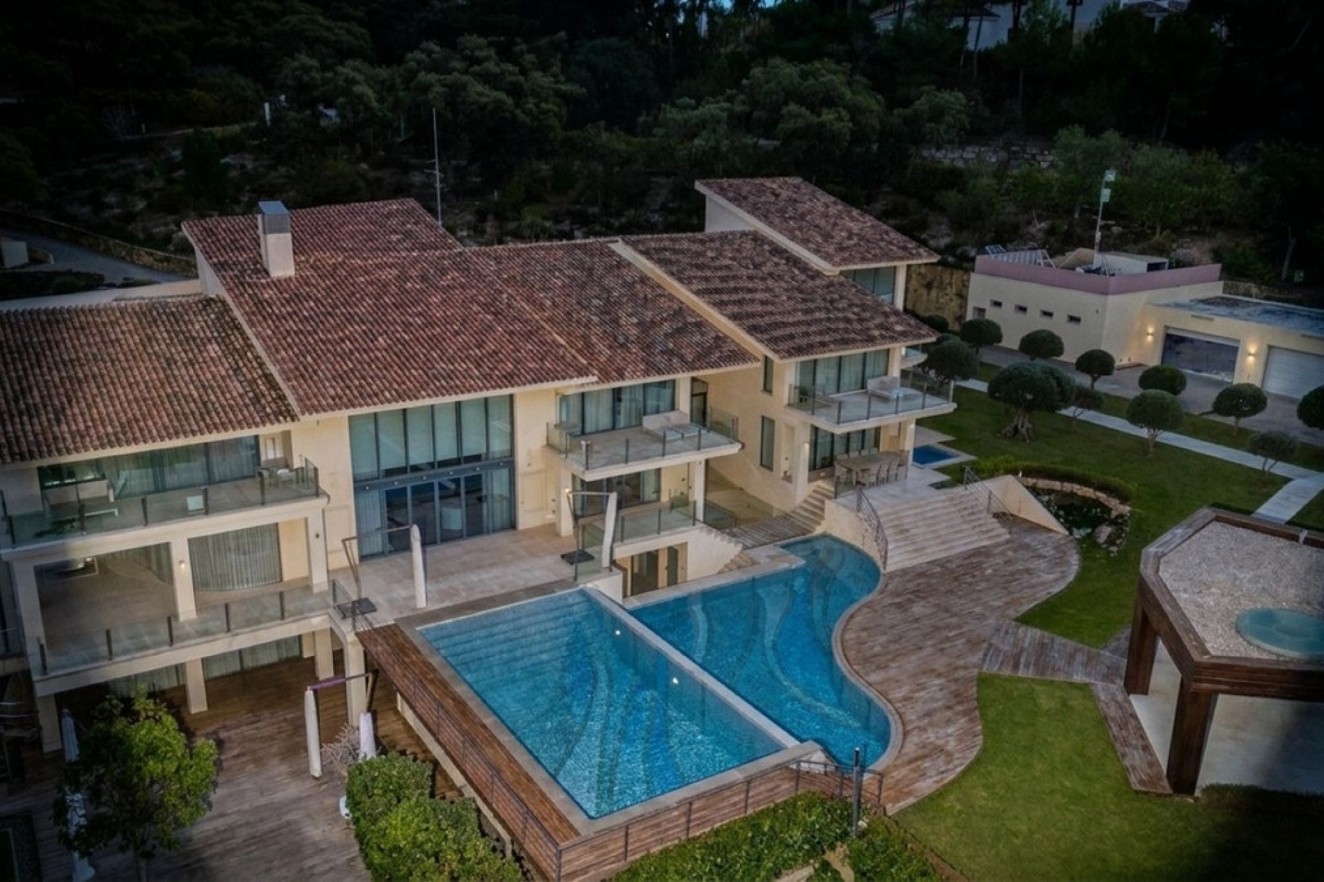 Resale - Villa - Benahavís - La Zagaleta