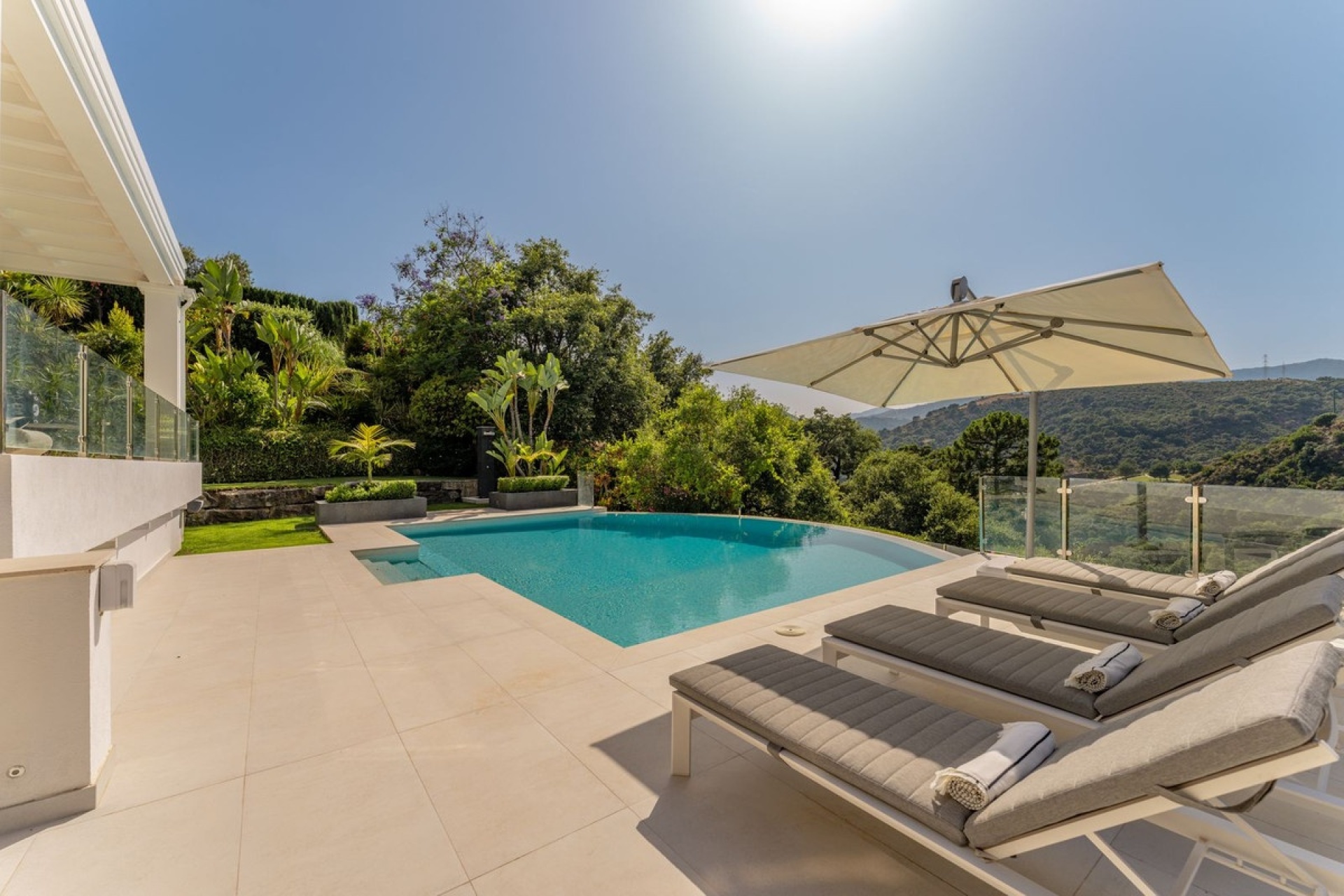 Resale - Villa - Benahavís - La Zagaleta