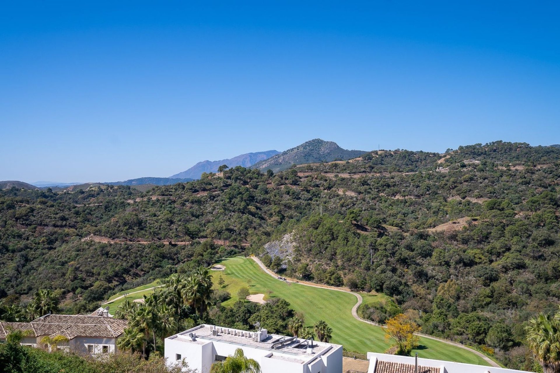 Resale - Villa - Benahavís - Los Arqueros
