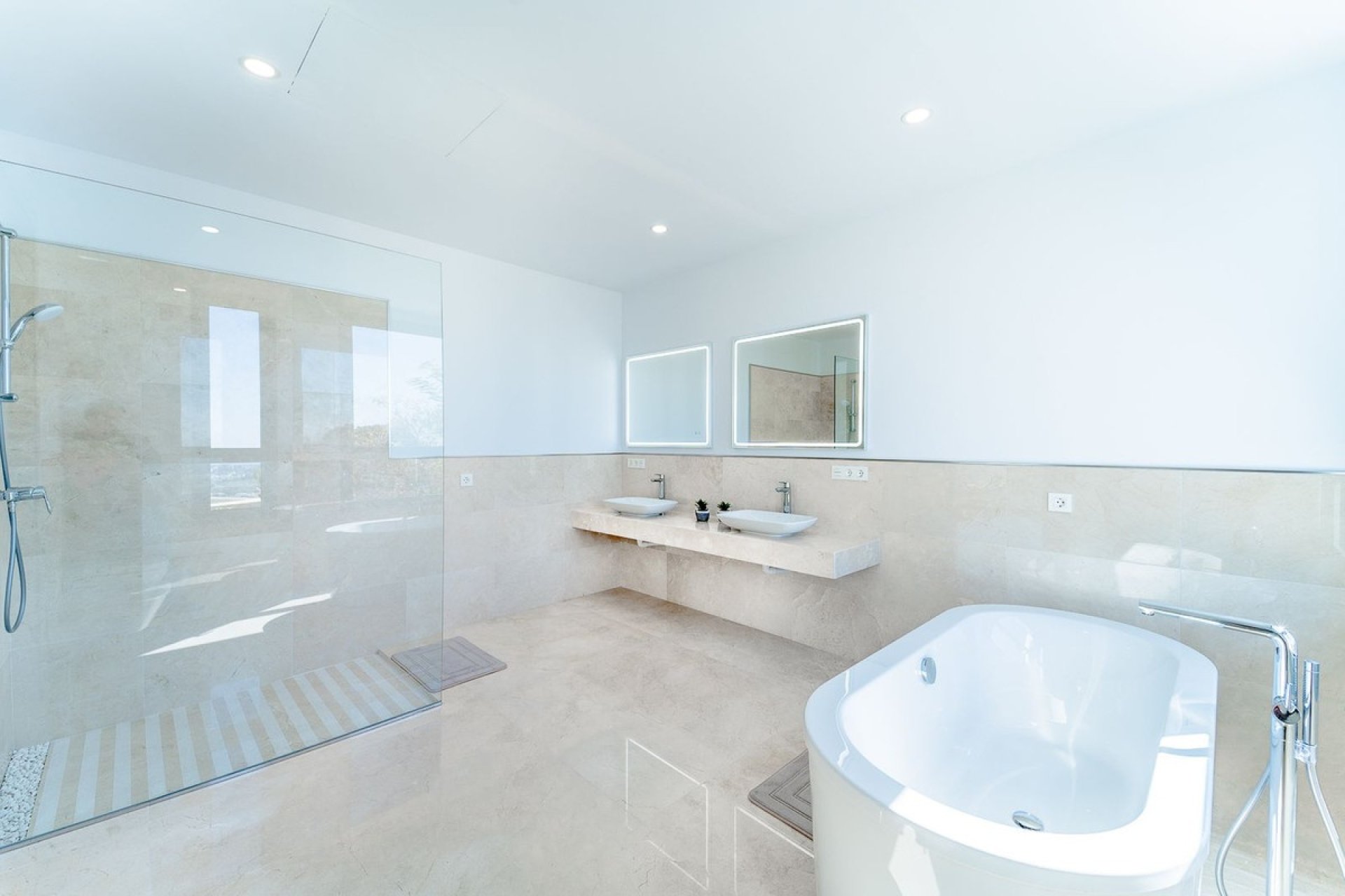 Resale - Villa - Benahavís - Los Arqueros