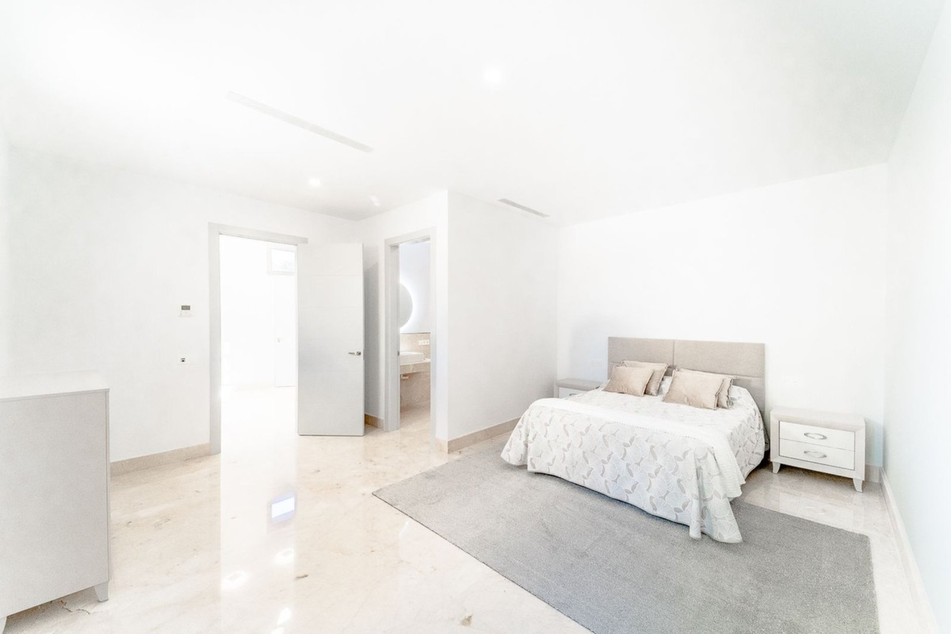 Resale - Villa - Benahavís - Los Arqueros