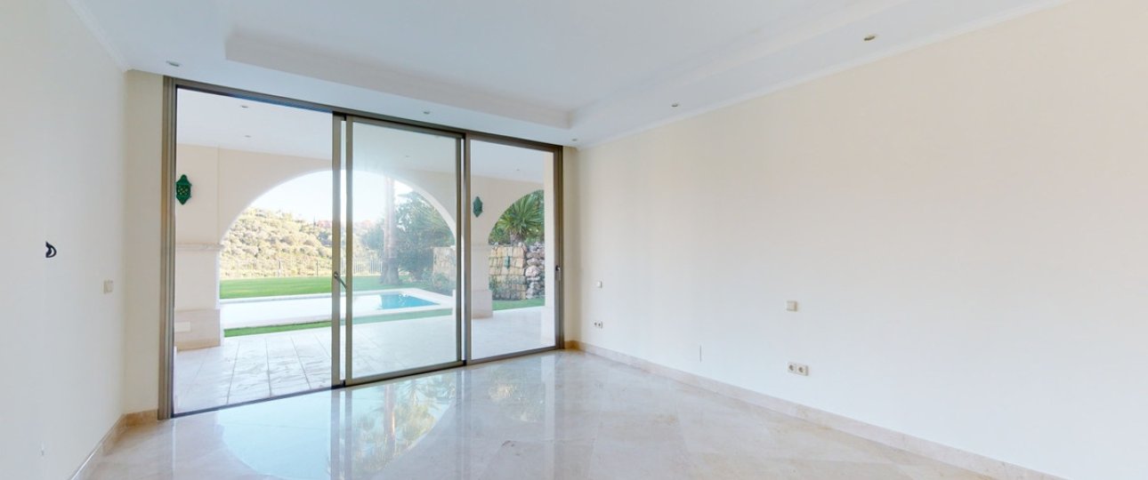 Resale - Villa - Benahavís - Los Arqueros