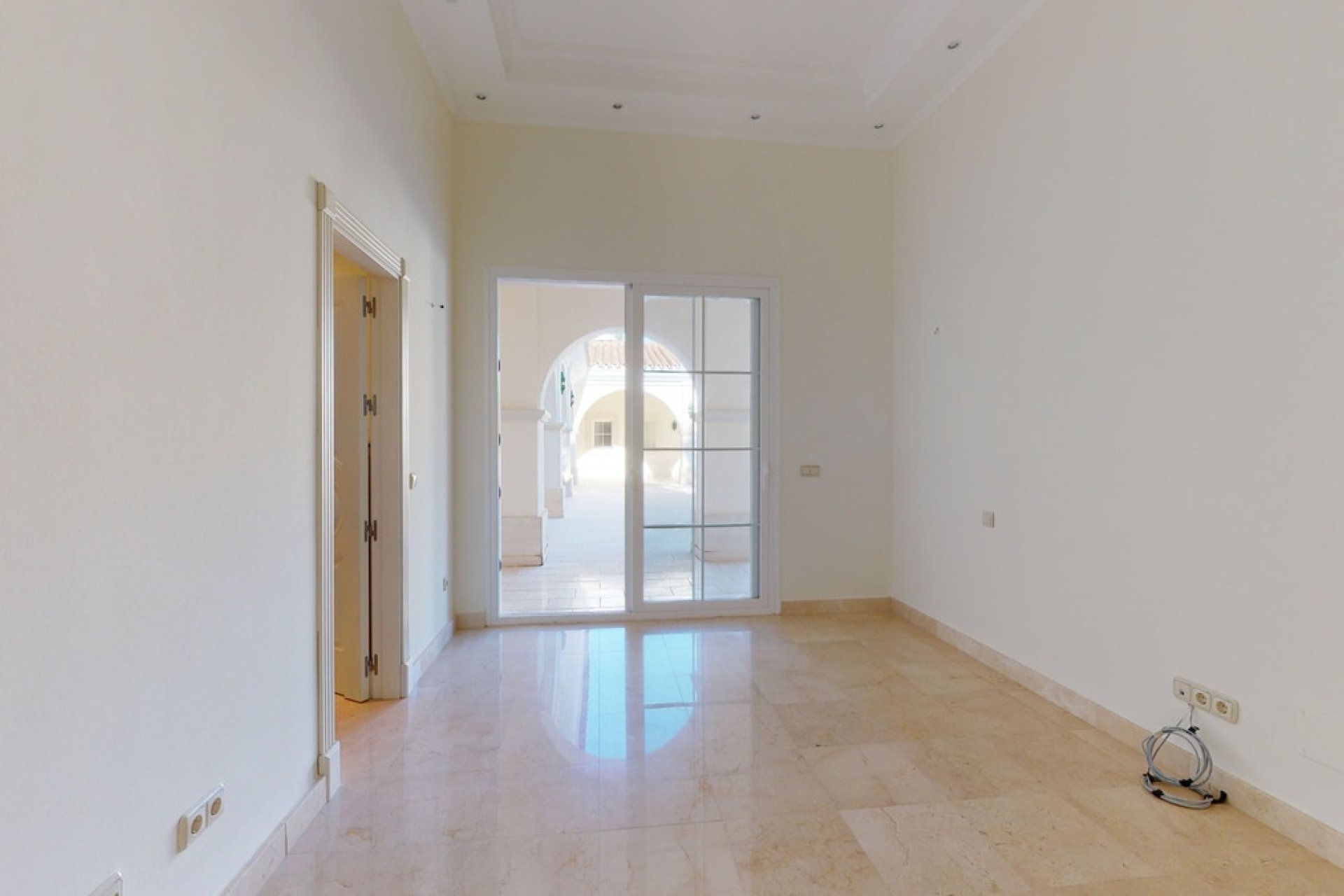 Resale - Villa - Benahavís - Los Arqueros