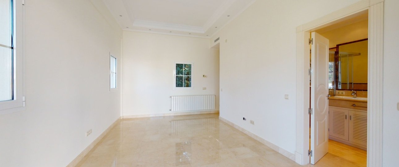 Resale - Villa - Benahavís - Los Arqueros