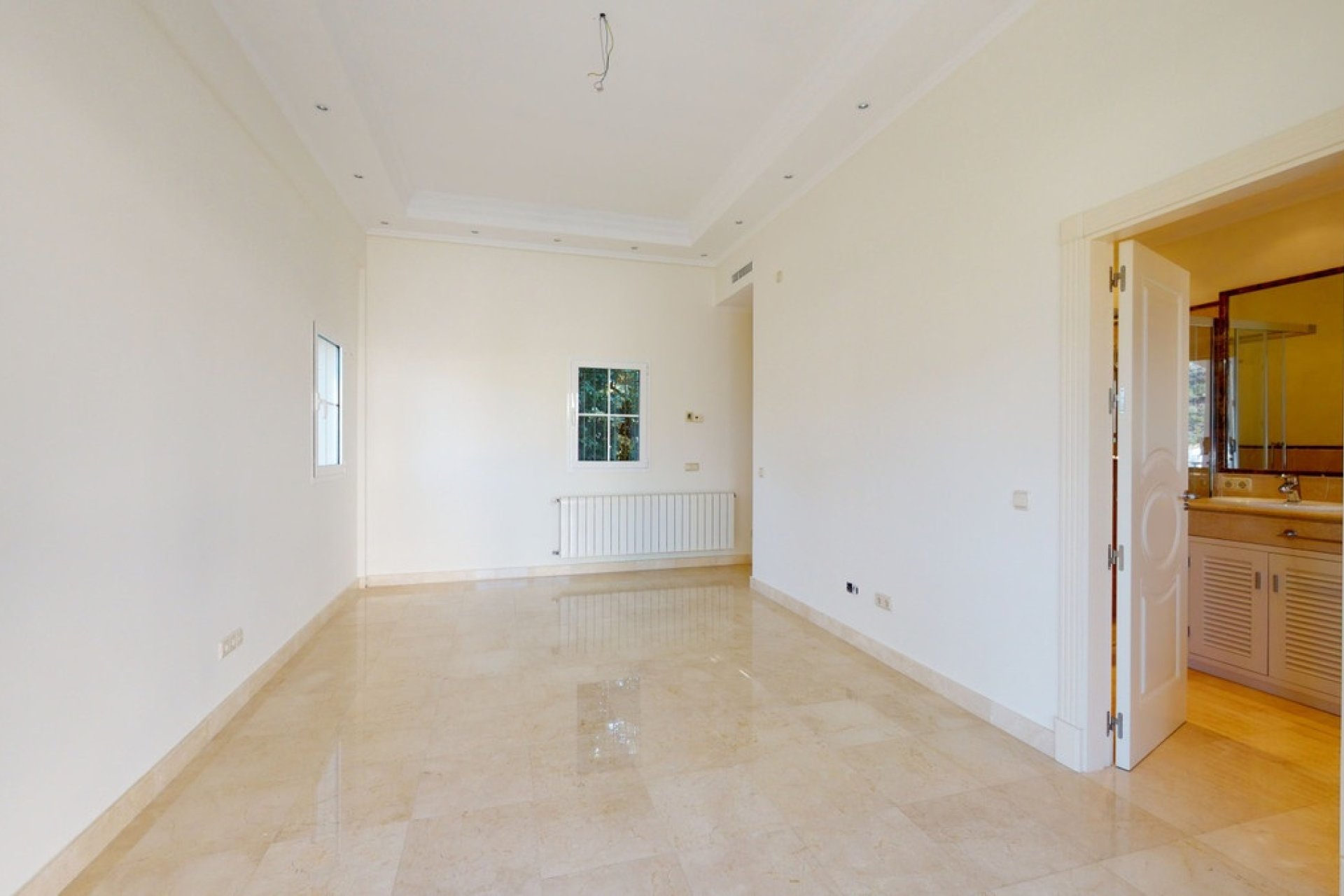 Resale - Villa - Benahavís - Los Arqueros