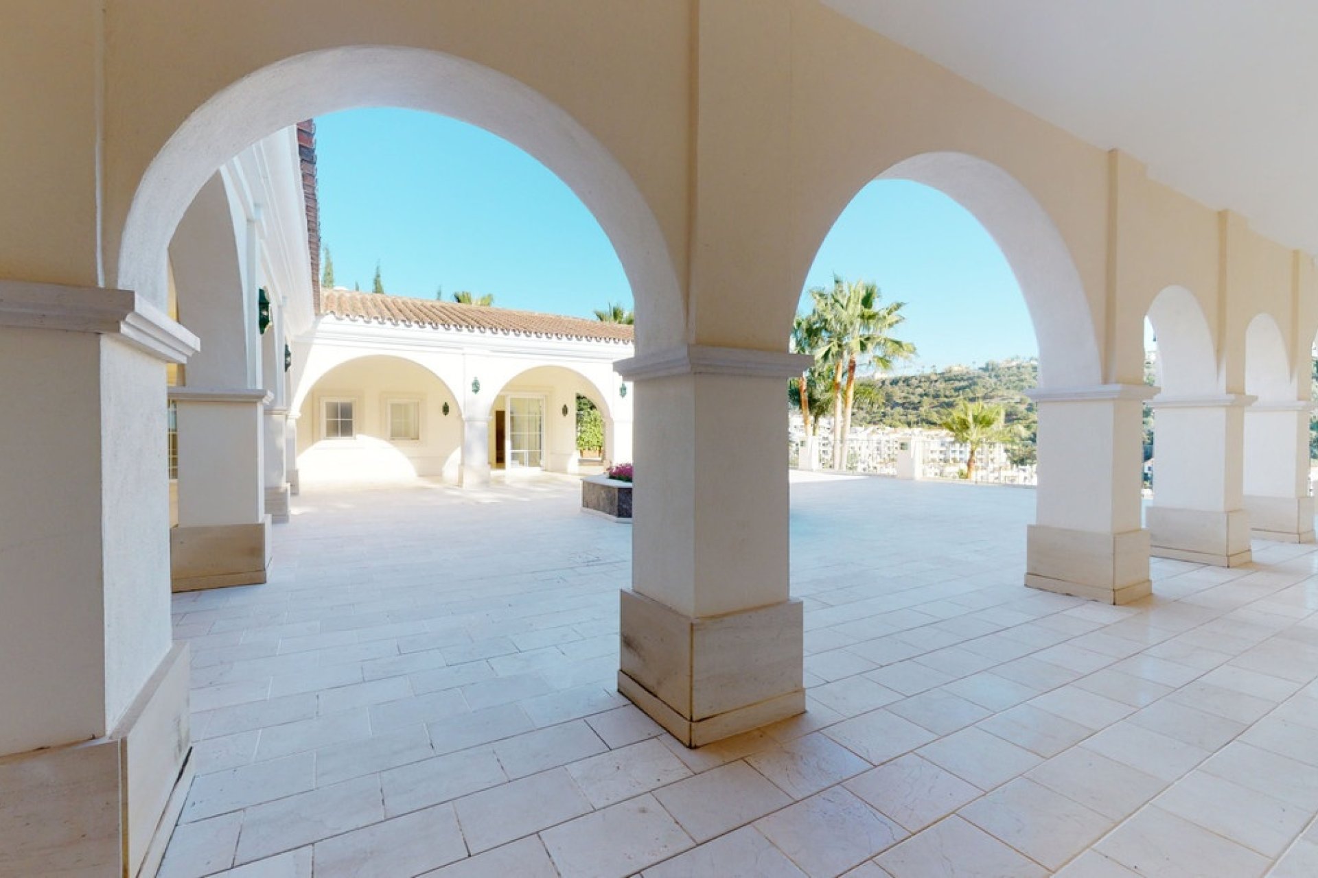 Resale - Villa - Benahavís - Los Arqueros