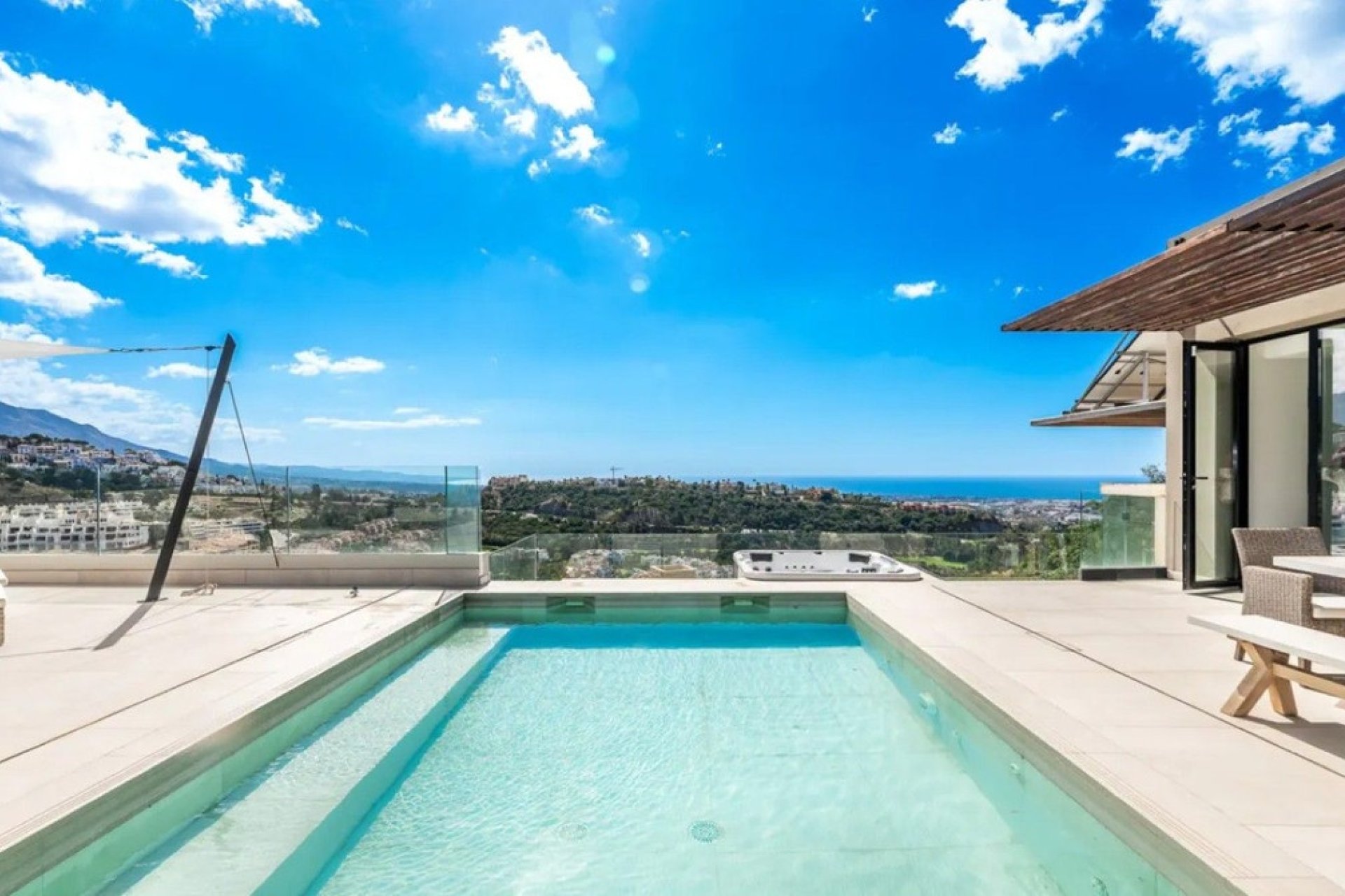Resale - Villa - Benahavís - Los Arqueros