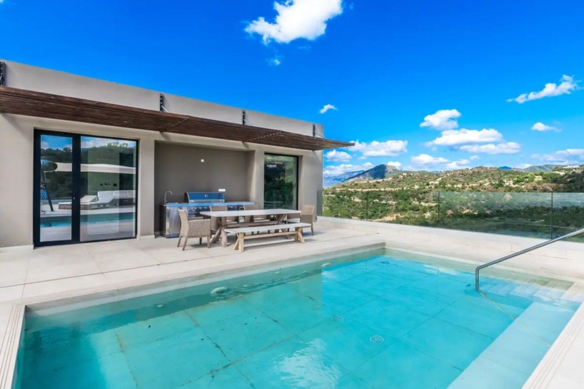 Resale - Villa - Benahavís - Los Arqueros