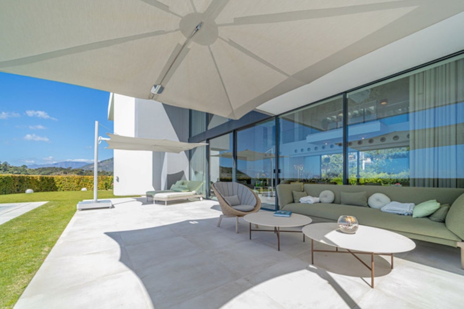 Resale - Villa - Benahavís - Los Arqueros