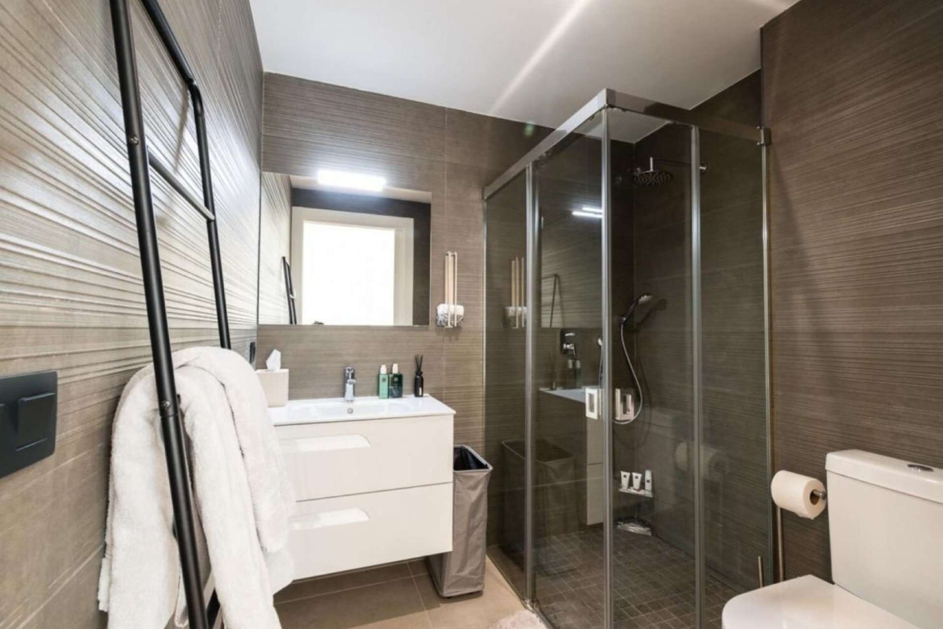 Resale - Villa - Benahavís - Los Arqueros