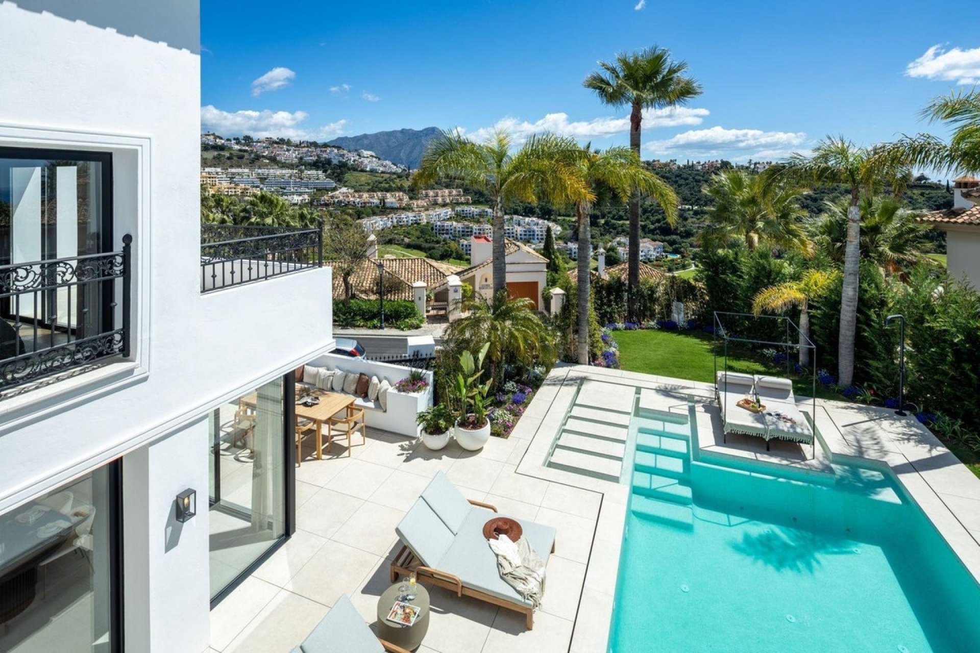 Resale - Villa - Benahavís - Los Arqueros
