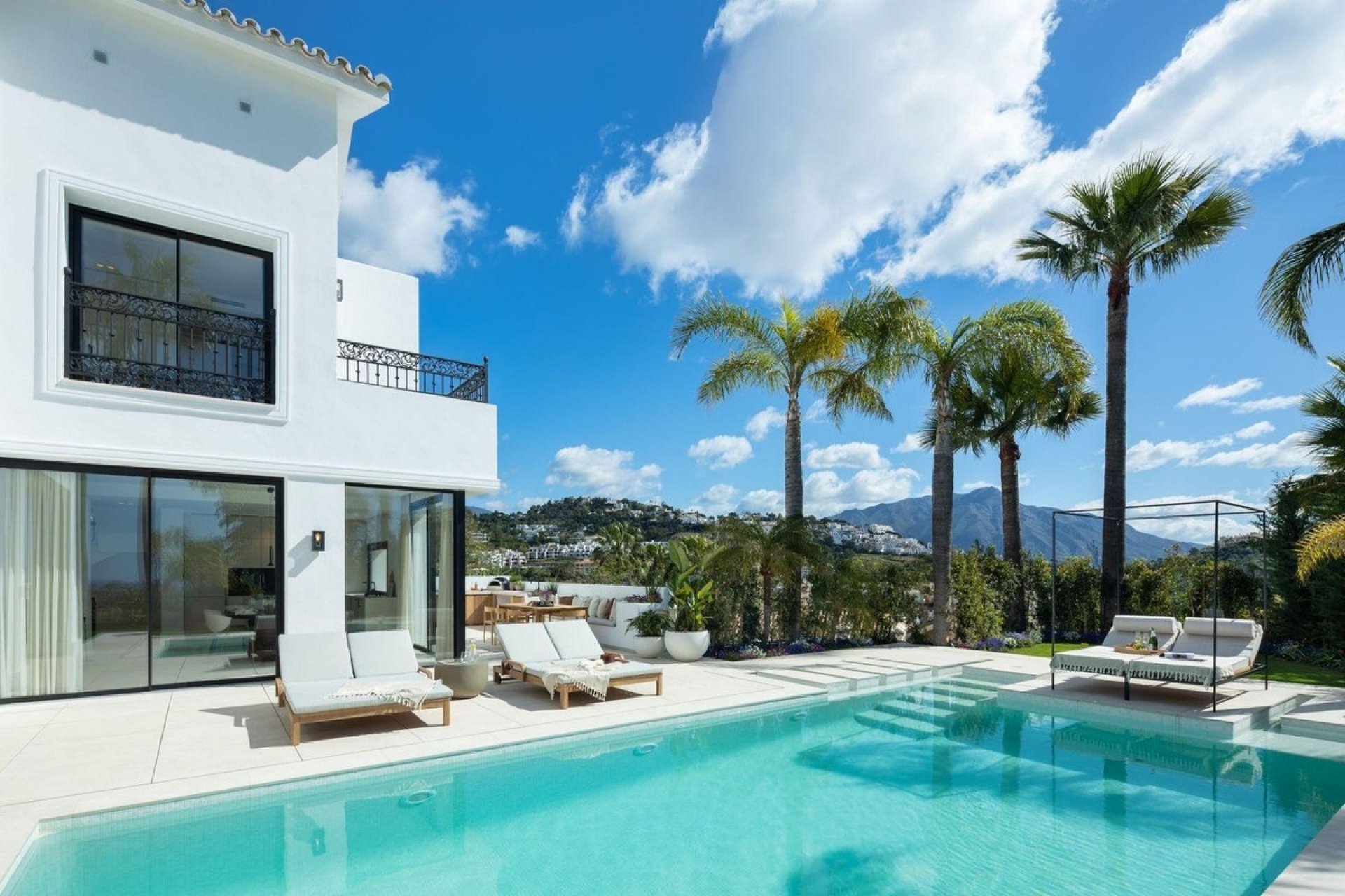 Resale - Villa - Benahavís - Los Arqueros