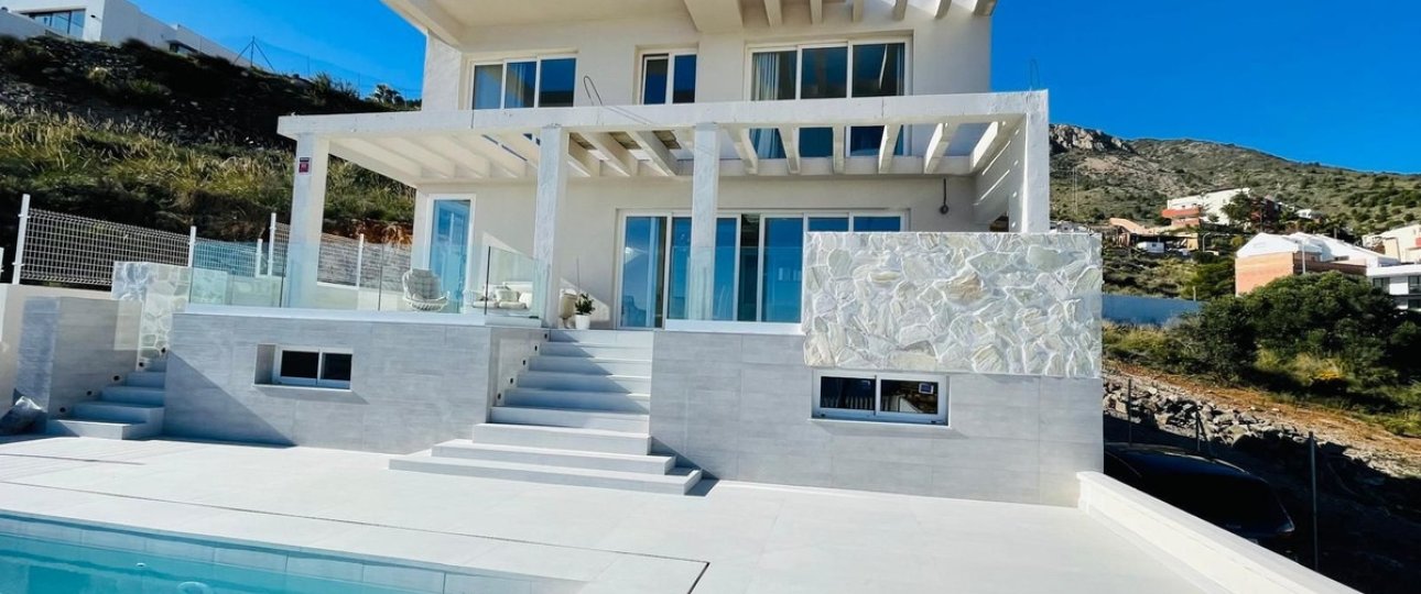 Resale - Villa - Benalmadena - Benalmadena Centro
