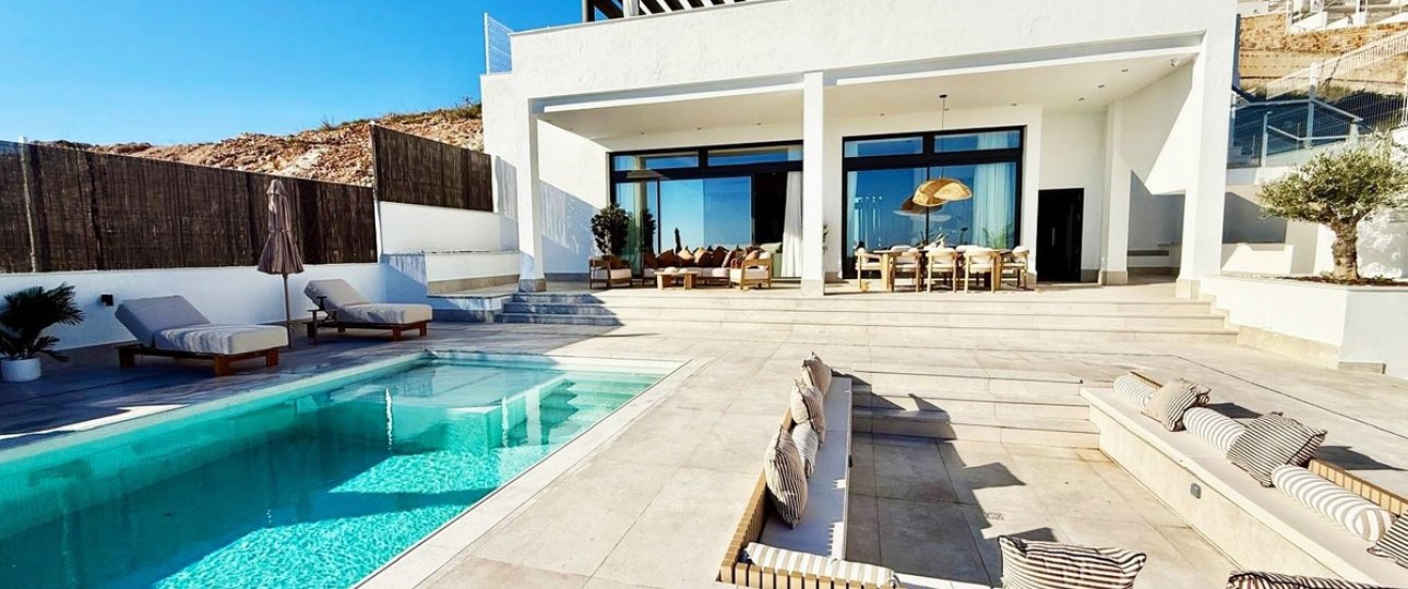 Resale - Villa - Benalmadena - Benalmadena Centro