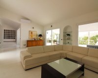 Resale - Villa - Benalmadena - Benalmadena Centro