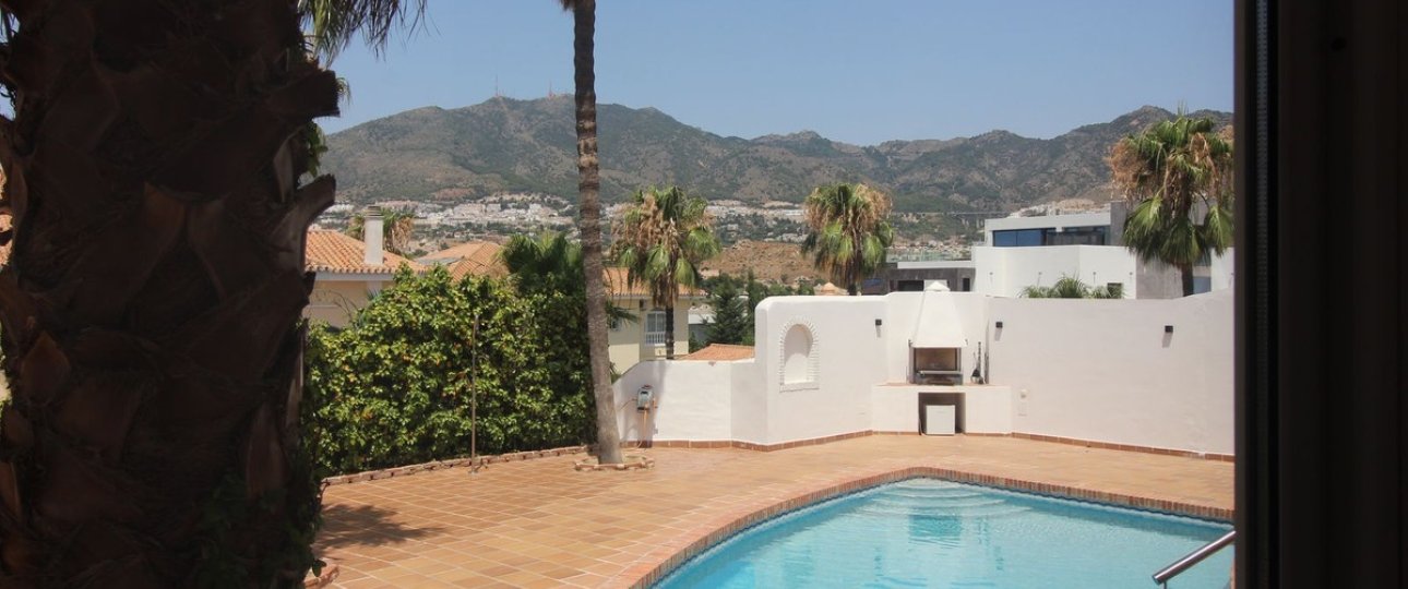 Resale - Villa - Benalmadena - Benalmadena Centro