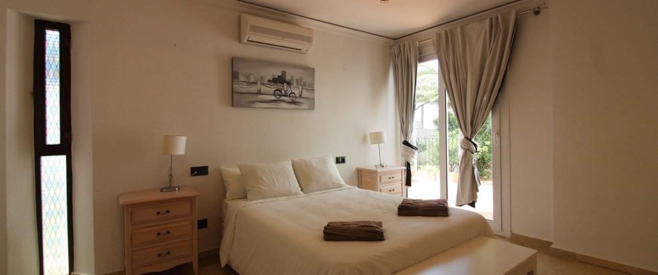 Resale - Villa - Benalmadena - Benalmadena Centro