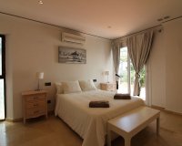 Resale - Villa - Benalmadena - Benalmadena Centro