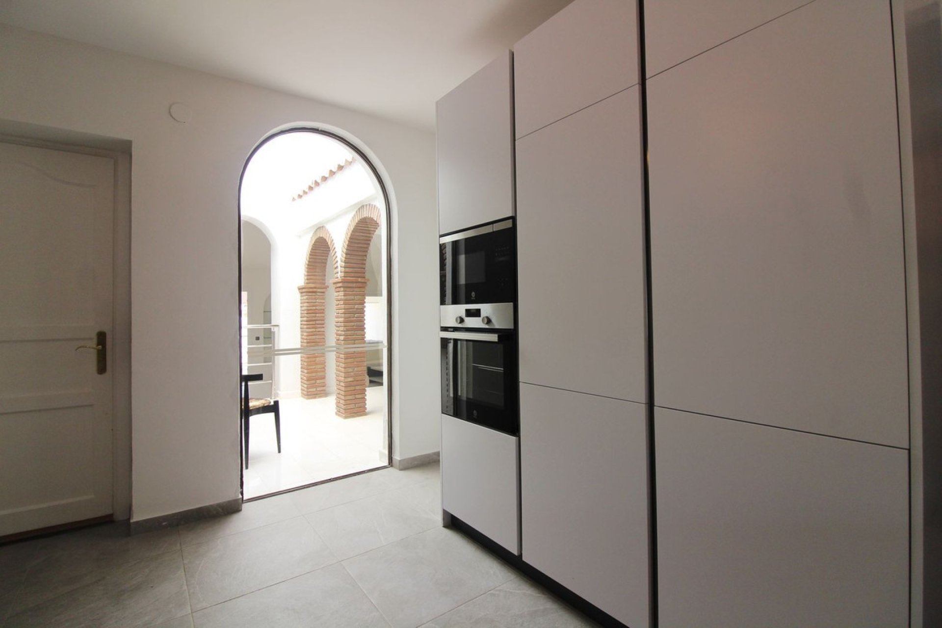 Resale - Villa - Benalmadena - Benalmadena Centro