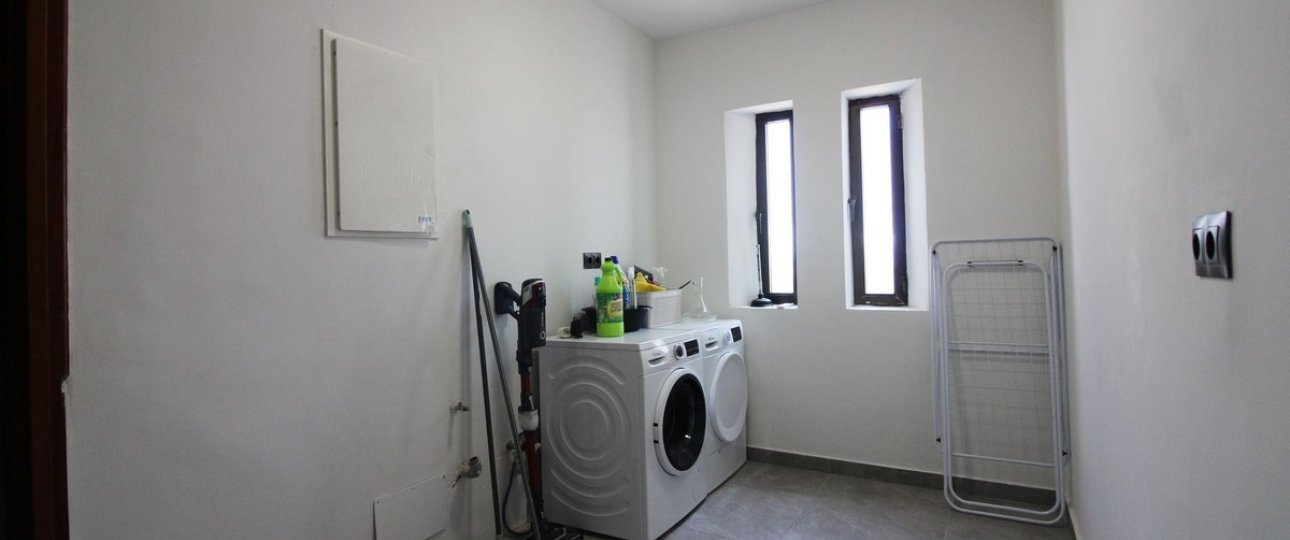 Resale - Villa - Benalmadena - Benalmadena Centro