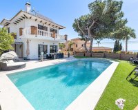 Resale - Villa - Benalmadena - Benalmadena Centro