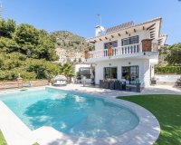 Resale - Villa - Benalmadena - Benalmadena Centro
