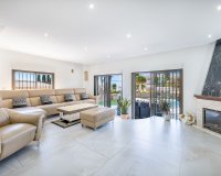 Resale - Villa - Benalmadena - Benalmadena Centro