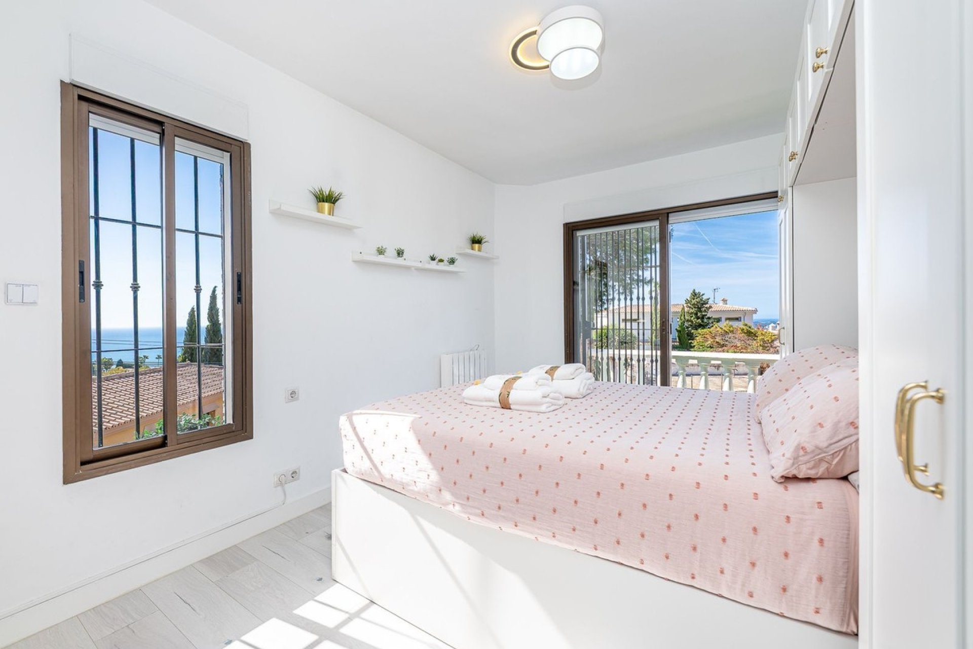 Resale - Villa - Benalmadena - Benalmadena Centro