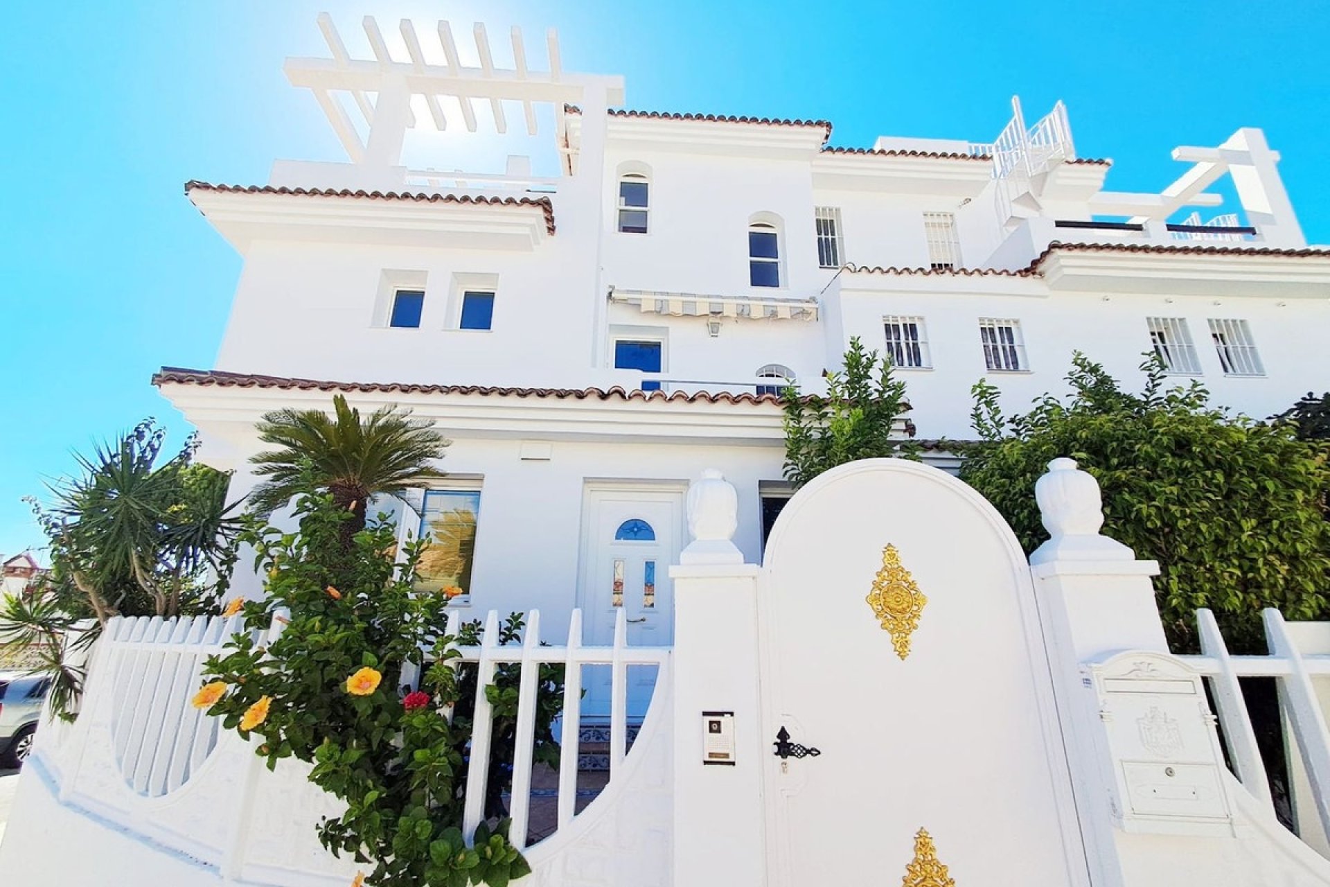 Resale - Villa - Benalmadena - Benalmadena Centro