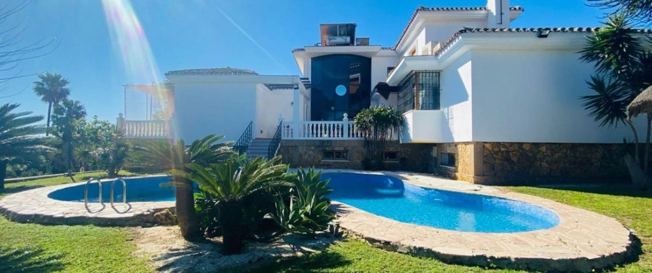Resale - Villa - Benalmadena - Benalmadena Centro