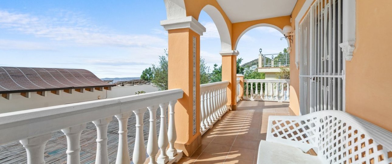 Resale - Villa - Benalmadena - Benalmadena Centro