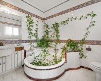 Resale - Villa - Benalmadena - Benalmadena Centro