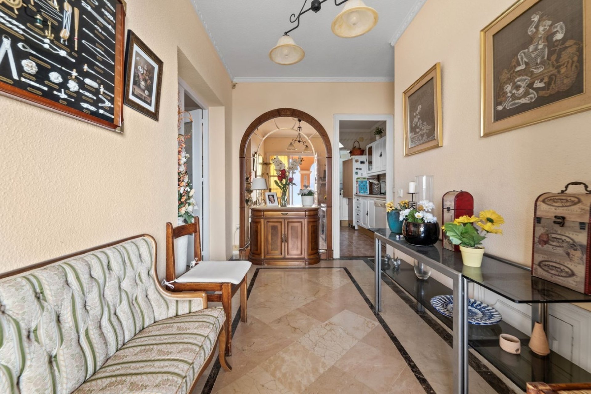 Resale - Villa - Benalmadena - Benalmadena Centro