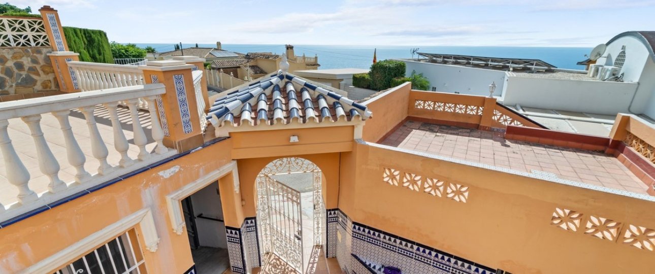 Resale - Villa - Benalmadena - Benalmadena Centro