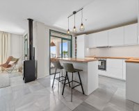 Resale - Villa - Benalmadena - Benalmadena Centro