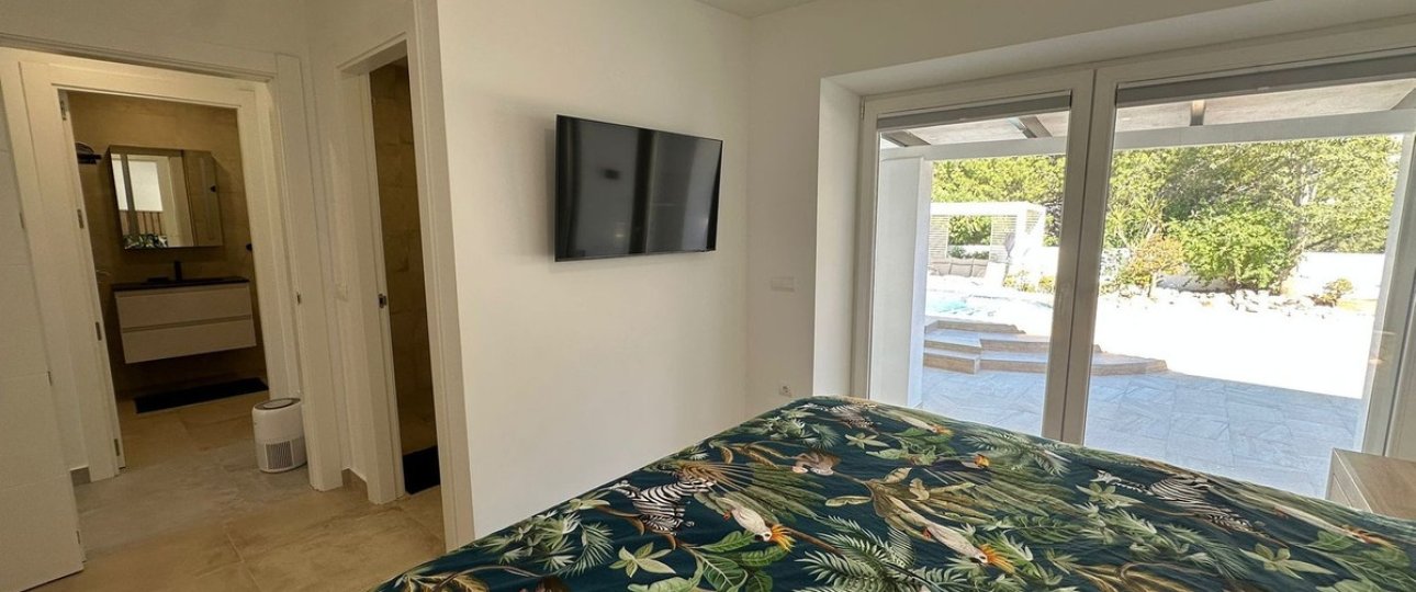 Resale - Villa - Benalmadena - Benalmadena Centro