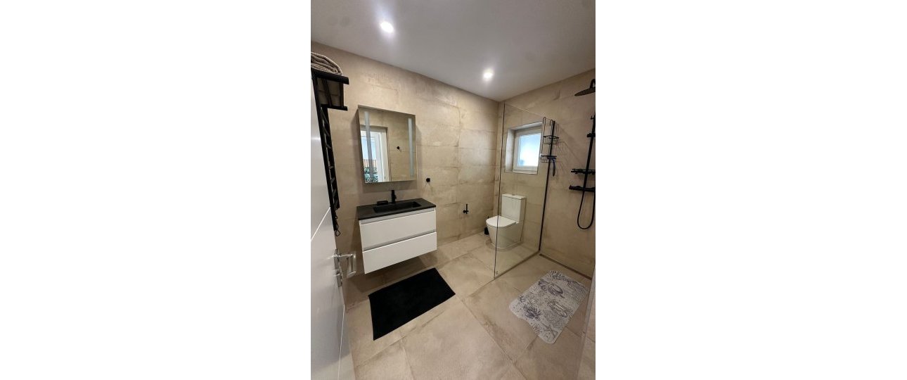 Resale - Villa - Benalmadena - Benalmadena Centro