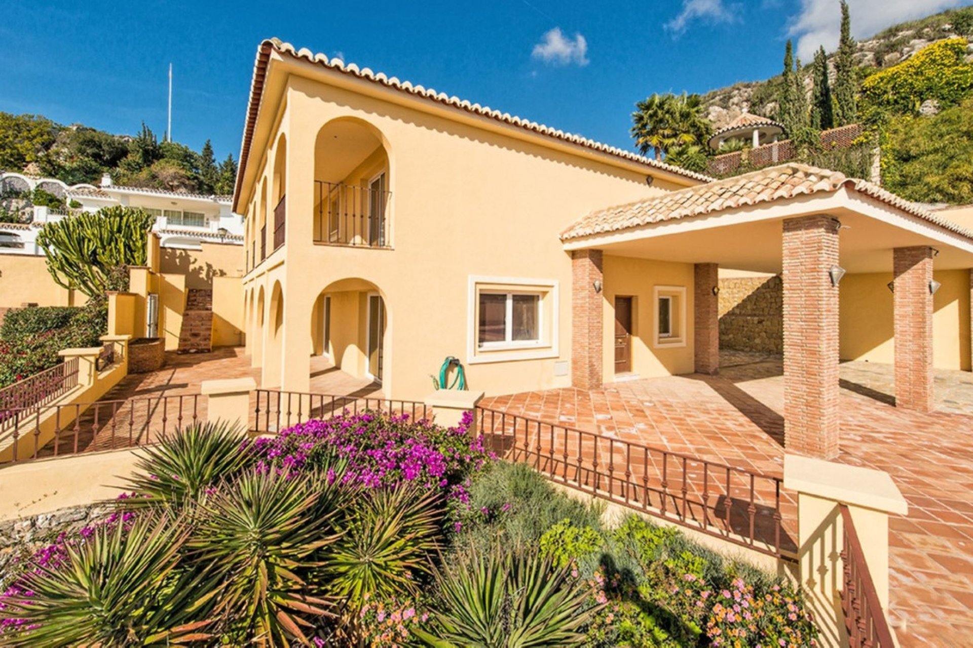 Resale - Villa - Benalmadena - Benalmadena Centro
