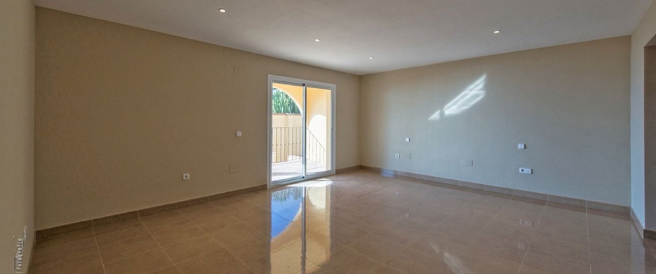 Resale - Villa - Benalmadena - Benalmadena Centro