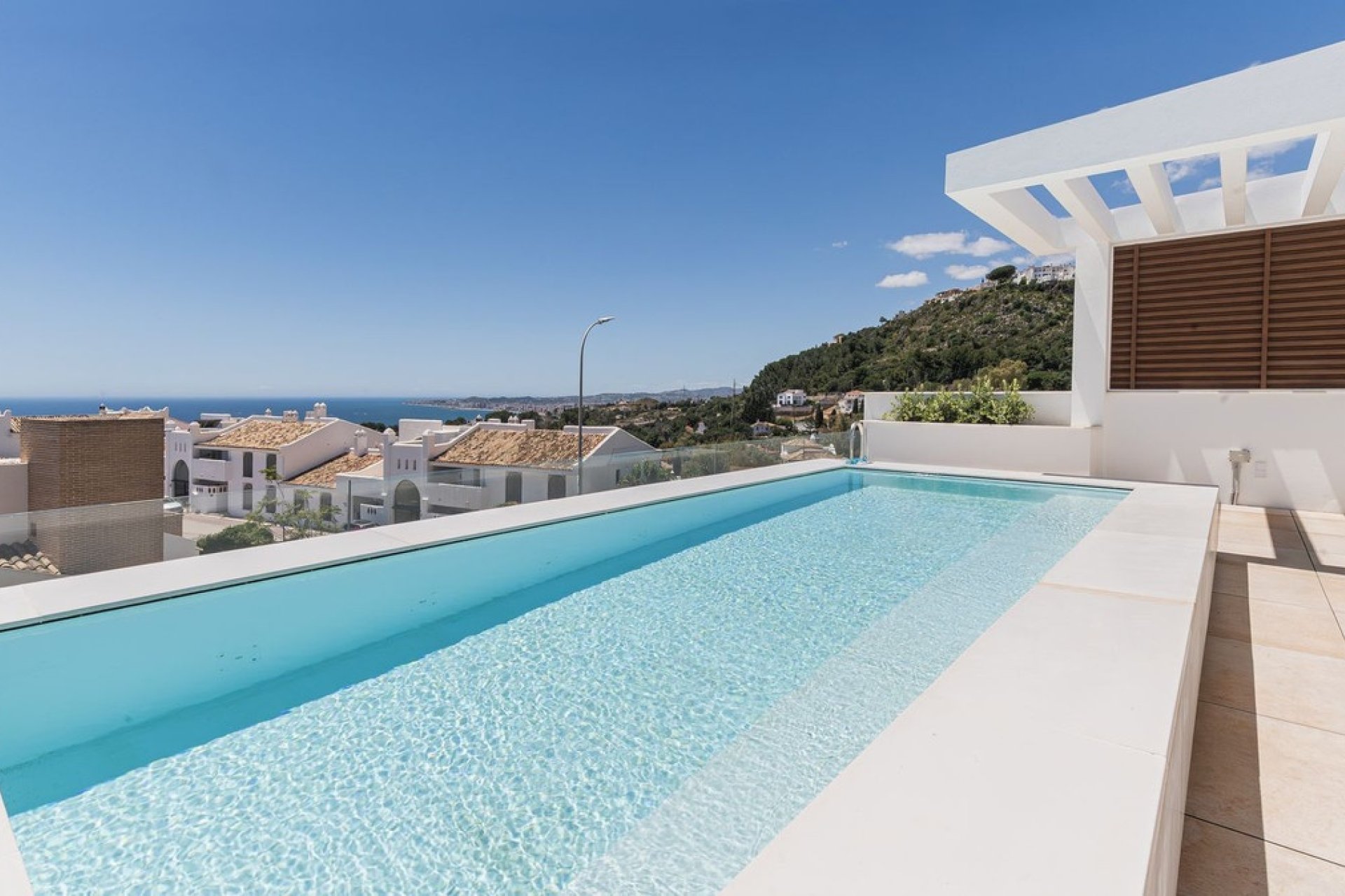 Resale - Villa - Benalmadena - Benalmadena Centro