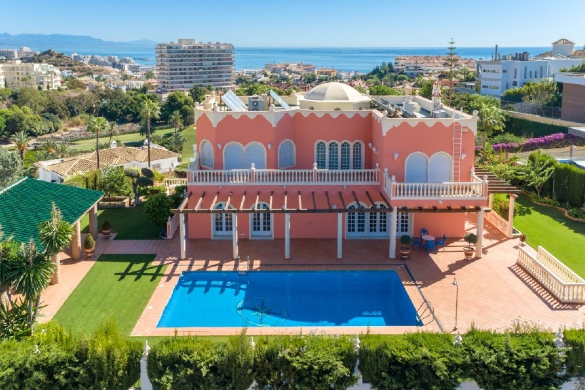 Resale - Villa - Benalmadena - Benalmadena Centro