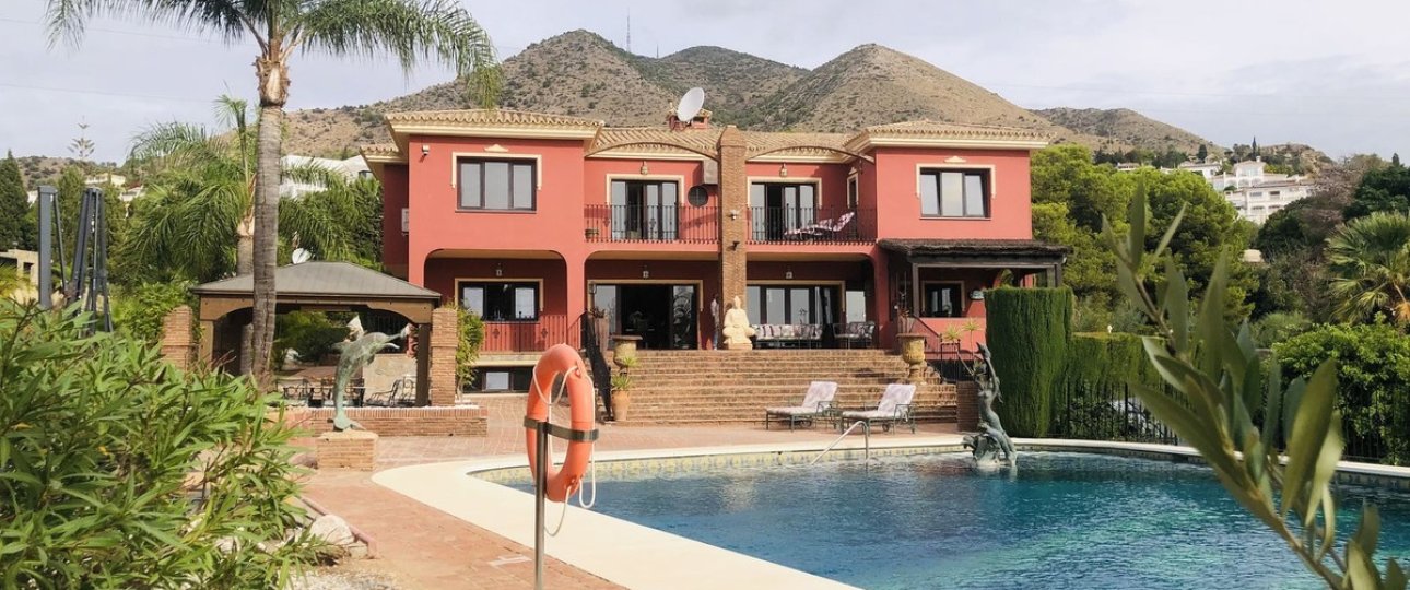Resale - Villa - Benalmadena - Benalmadena Centro