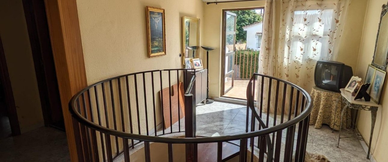 Resale - Villa - Benalmadena - Benalmadena Centro