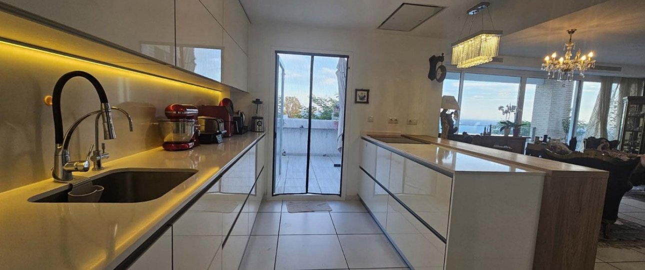 Resale - Villa - Benalmadena - Benalmadena Centro