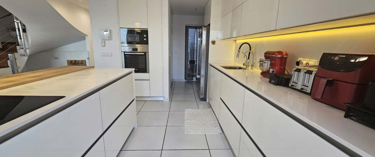 Resale - Villa - Benalmadena - Benalmadena Centro