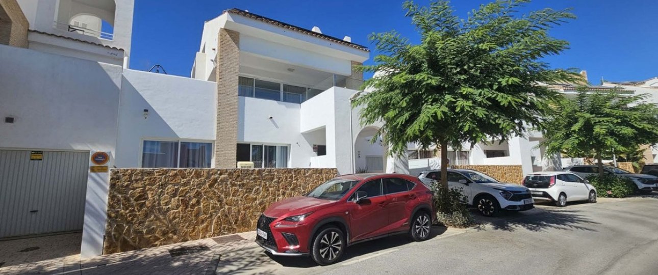 Resale - Villa - Benalmadena - Benalmadena Centro
