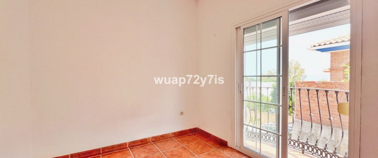 Resale - Villa - Benalmadena - Benalmadena Centro