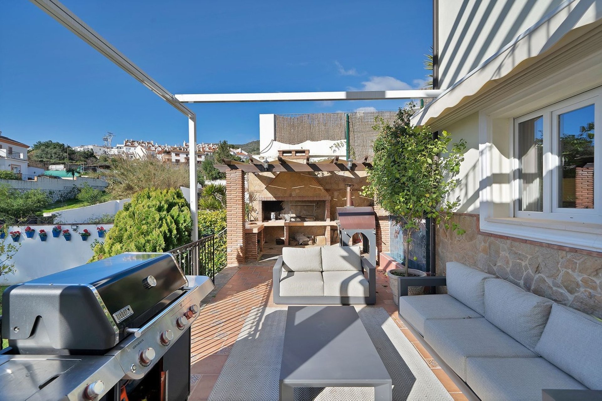 Resale - Villa - Benalmadena - Benalmadena Centro